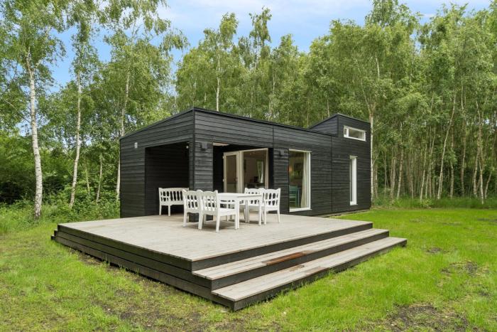 Cozy Retreat Near The Djursland Coast