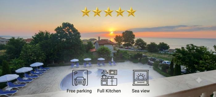Apartman RS 27 Апартамент на плажа с вълшебна гледка към морето, напълно оборудвана кухня и безплатен паркинг, със самостоятелен басейн, балко?