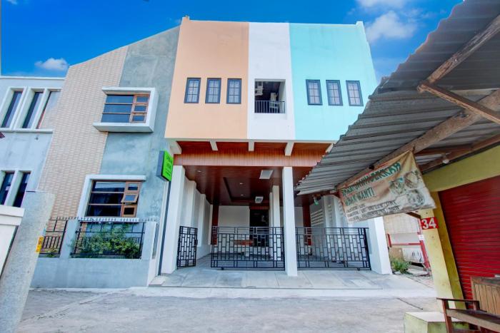 Collection O near Stadion Maguwoharjo formerly Simple Living