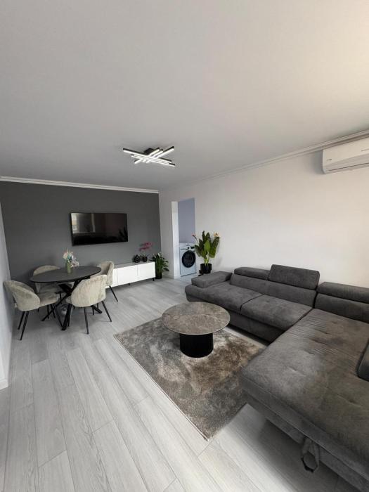 Sarah Apartments