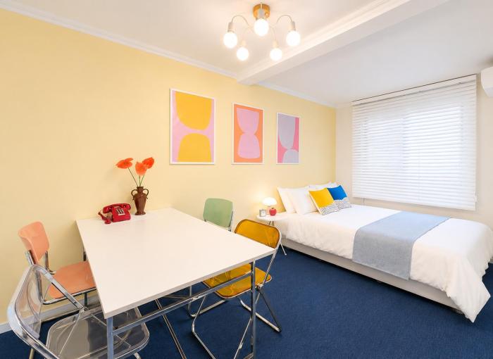 Shinchon Ground Floor, Entire Private 3BR House