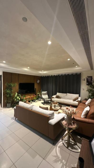 Spacious 2BHK with Balcony & sea view