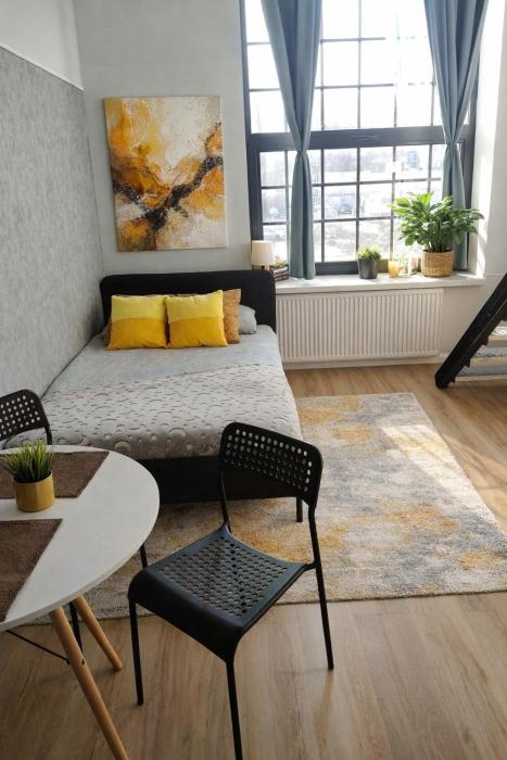 Hola Loft