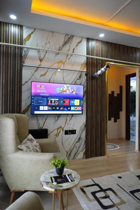 Poli House