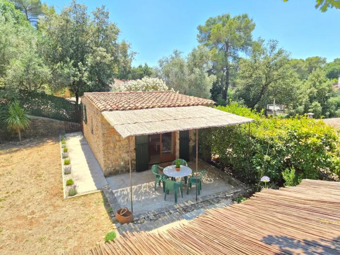 Studio en pierre avec jardin et parking privé à Saint-Paul-de-Vence