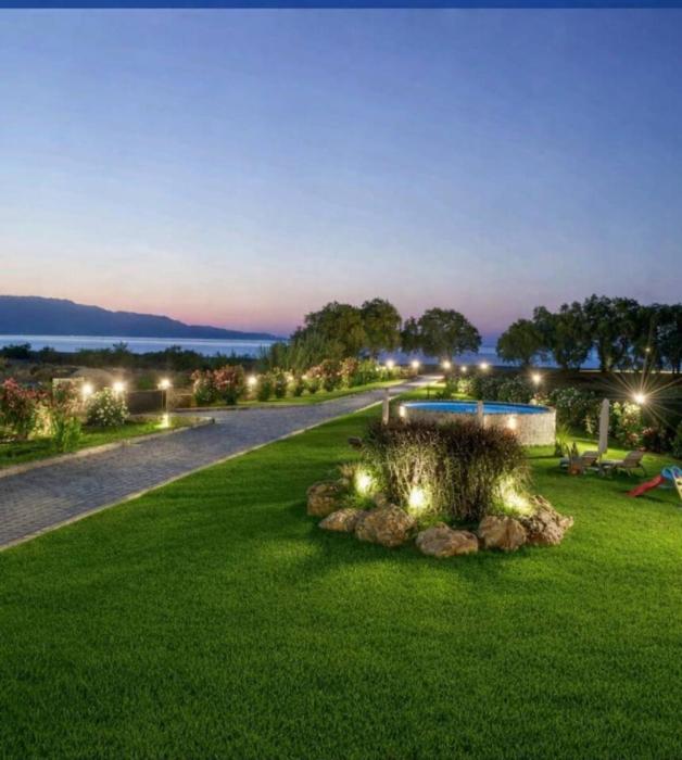 New Beachfront villa Six Stars in Chania,close to the beach & amenities