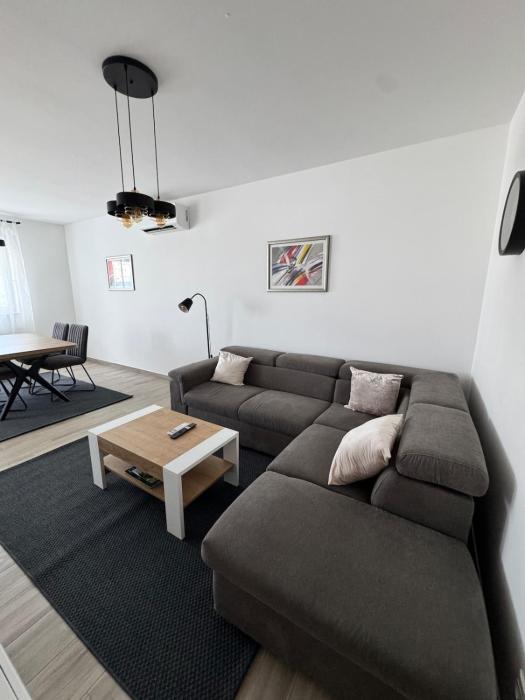 Apartment REA