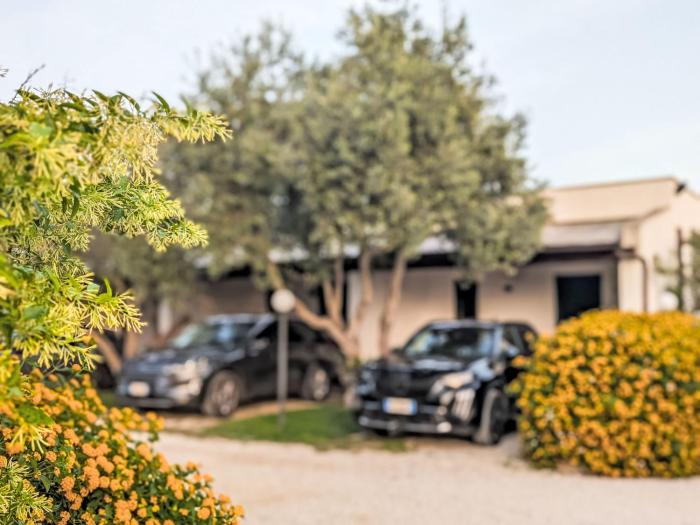 Apartment Appartement in Marsala mit gemeinschaftlichem Pool- Grill und Garten by Interhome