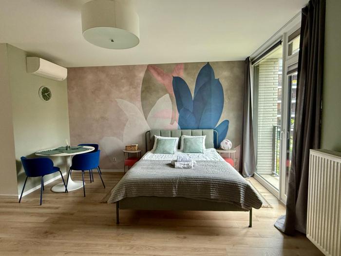 The Krochmalna Botanical Suite, Unique Design & View