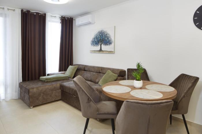 Emperium 1 Resort - Polarstar Real Estate