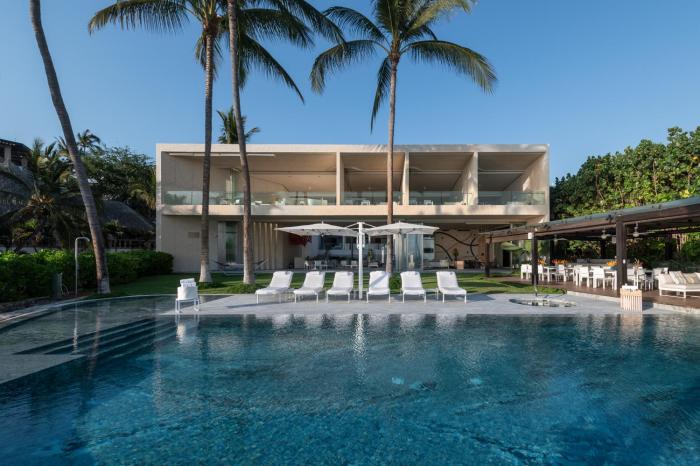 Breeze 5-18, Oceanfront Villa, Infinity Pool