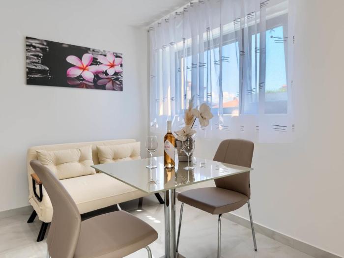 Apartment Nena-1 by Interhome