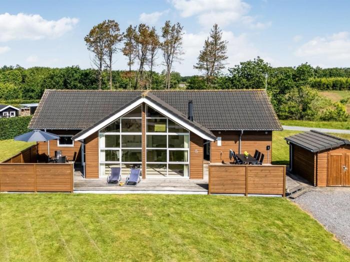 Holiday Home Eve - 700m from the sea by Interhome