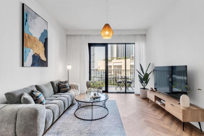 ShoresInn - Relax & Unwind with Dubai Creek Vibes