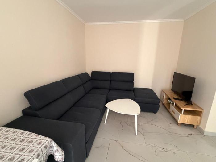 Apartament Inri Shengjin