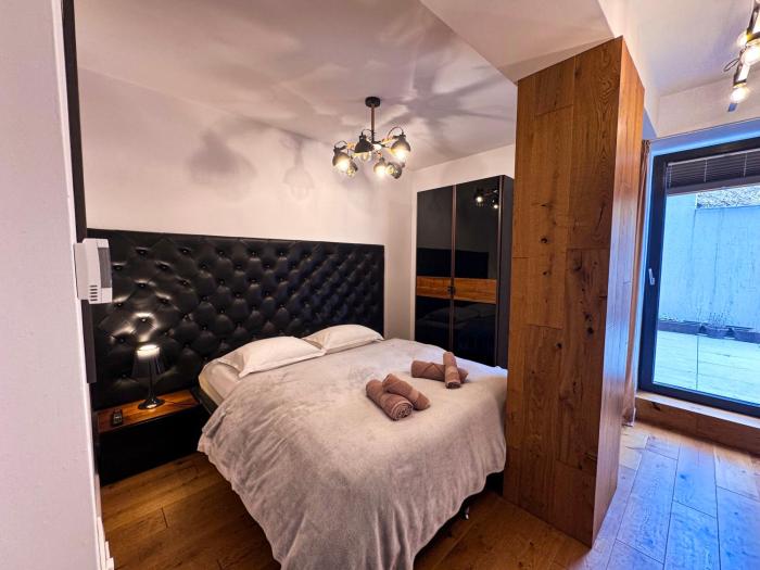 Luxury Apartments C