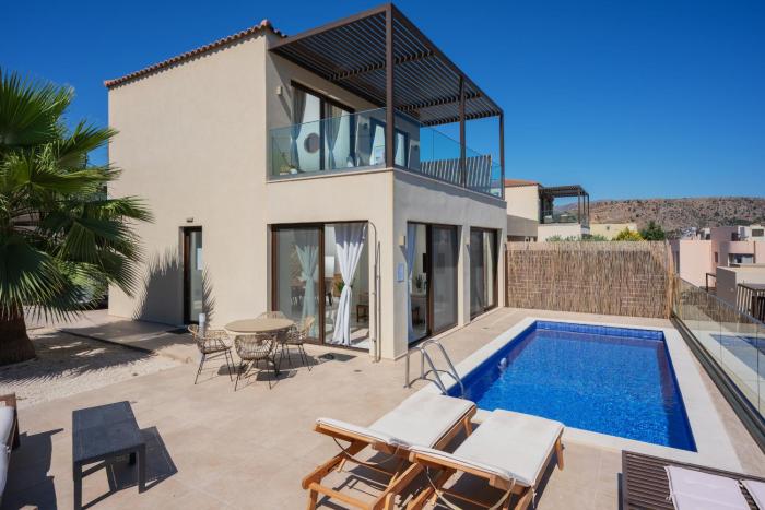 Villa Meli, By Hellocrete