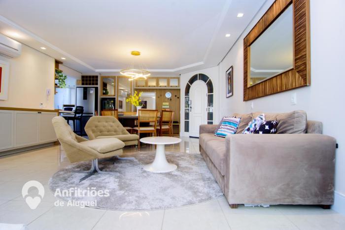Apartamento amplo em Jurerê TF1181