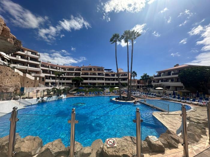 George Villa Tenerife