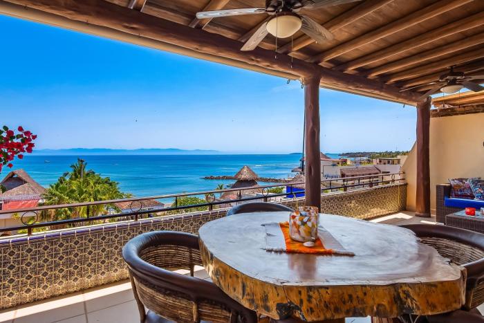 Casa Petosa - El Anclote | 2BR2BA Punta Mita, ocean view, pool, beach access