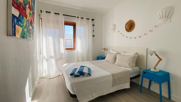 Apartment with Balcony - 5 min Walk to the Beach & Restaurants