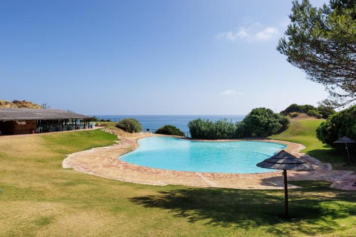 Prainha Beach & Pool Apartment