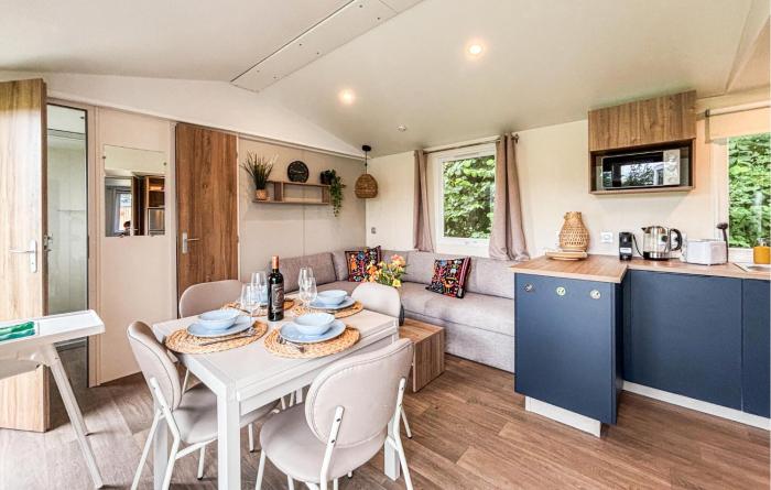 Gorgeous Home In Oude Pekela With Sauna