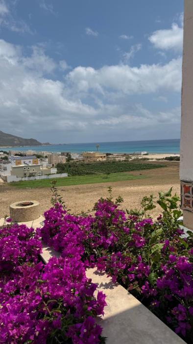 Vue mer & montagne, plage à pied & tranquillité assurées