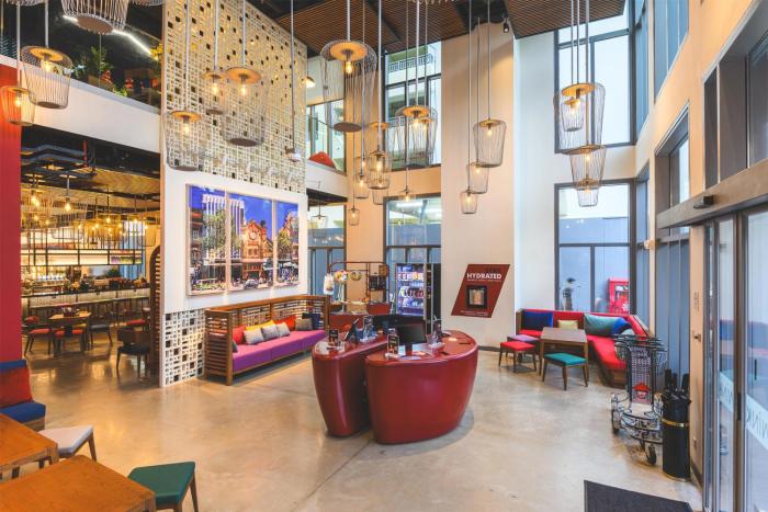 Wink Can Tho Centre, Unscripted by Hyatt - 24 Hours stay