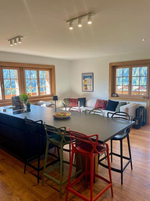 3 bedroom Modern Alpine Escape