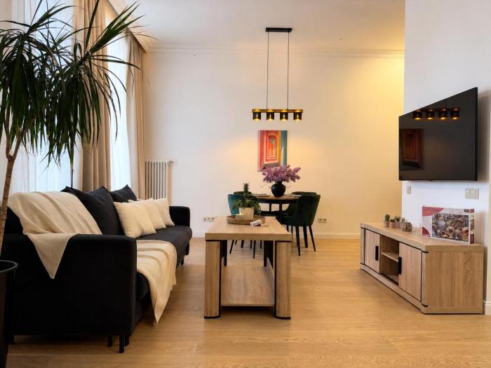 Modern Riga Centre Stay - Walk to Old Town