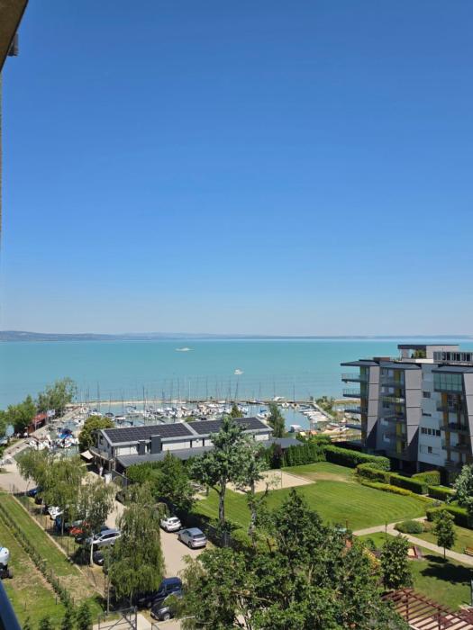 RM Panorama Top