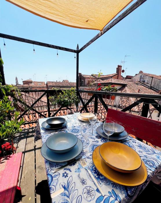 Ca Sabrina - Terrace overlooking the rooftops of Venice