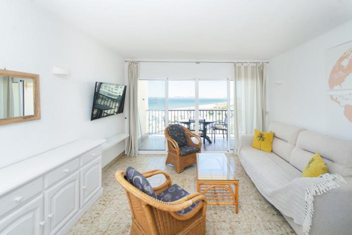WELCS APARTAMENTO 403 EMP con vistas al mar