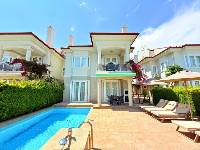 Fethiye-Çalışta 5 yatak odalı 10 kişilik villa coral 3