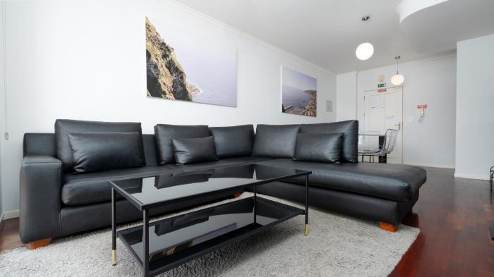Sea N Sun Apartment by LovelyStay