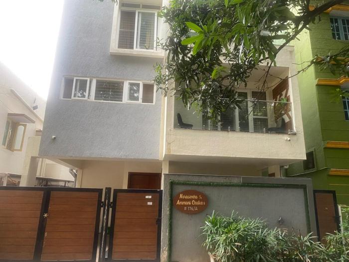 Modern Luxury Fully Furnished 4BHK at Vijayanagar