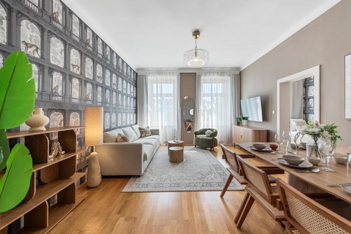 Modern 3BR Apartment near City Center & Metro U6