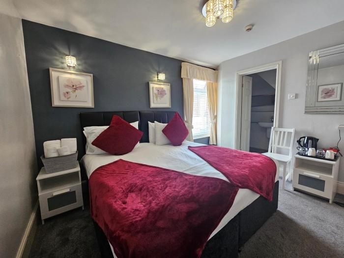 Clifton Villa - Southport