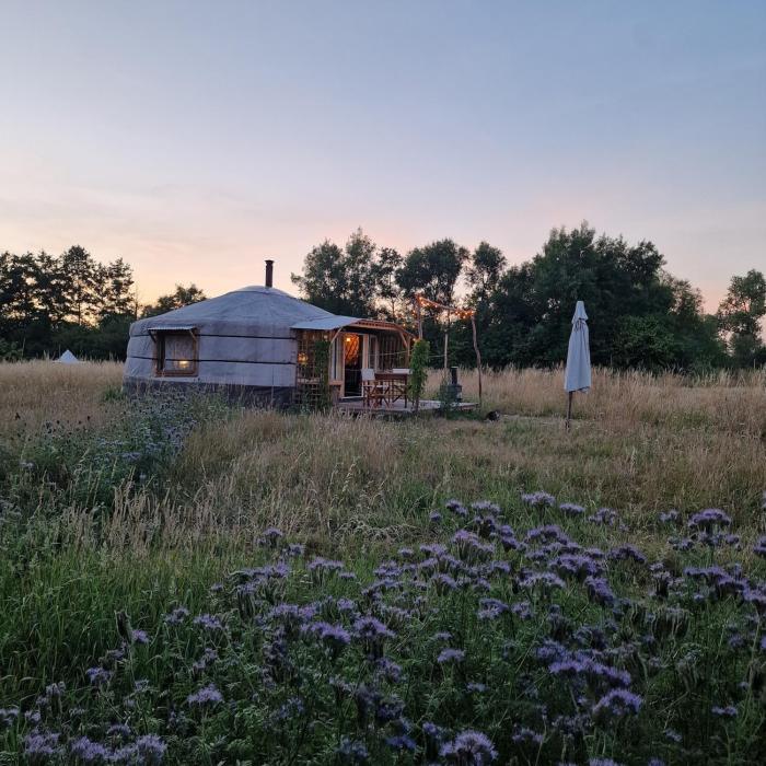 Strackxhoeve Yurt Haardpeer