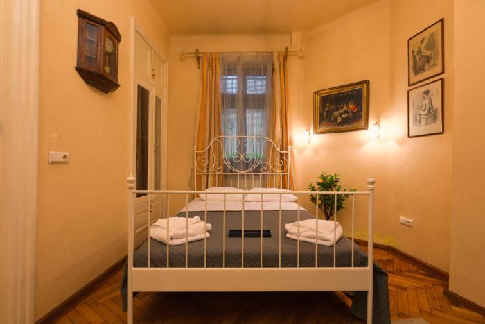 Classic elegant Studio - calea victoriei - pumo properties