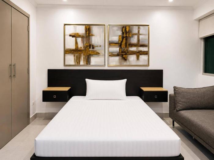 Puerto Santa Ana Luxury Suites Guayaquil, PISCINA Y GYM