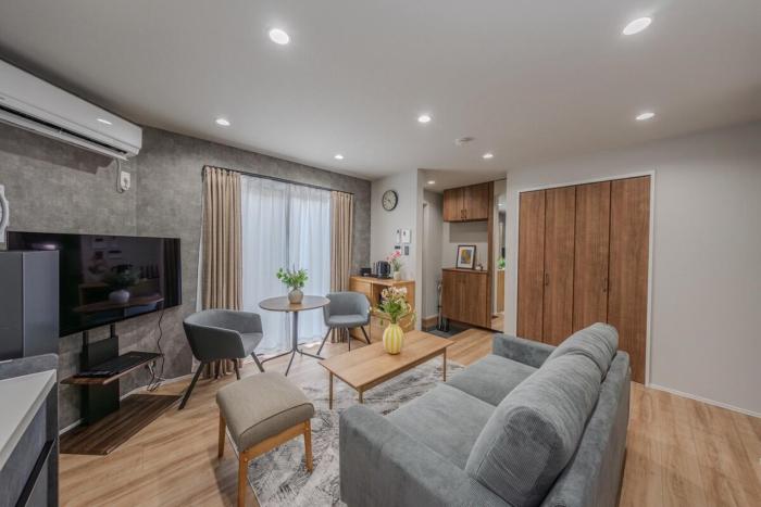 Nikyo Mizu 4 minutes from Hanazonocho Station 7 minutes from Tengachaya Station Direct access from Kansai Airport