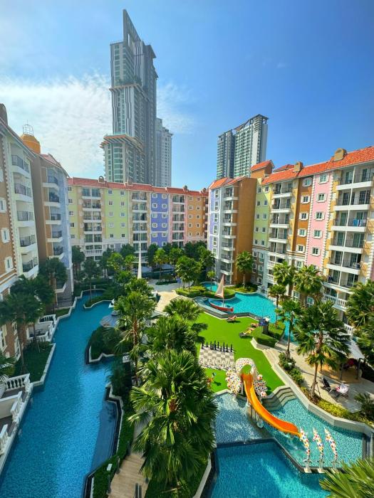 Seven Seas Côte dAzur Pool Access 1Bed