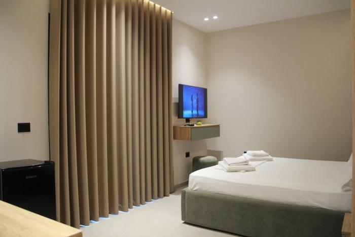 LoAr Rooms