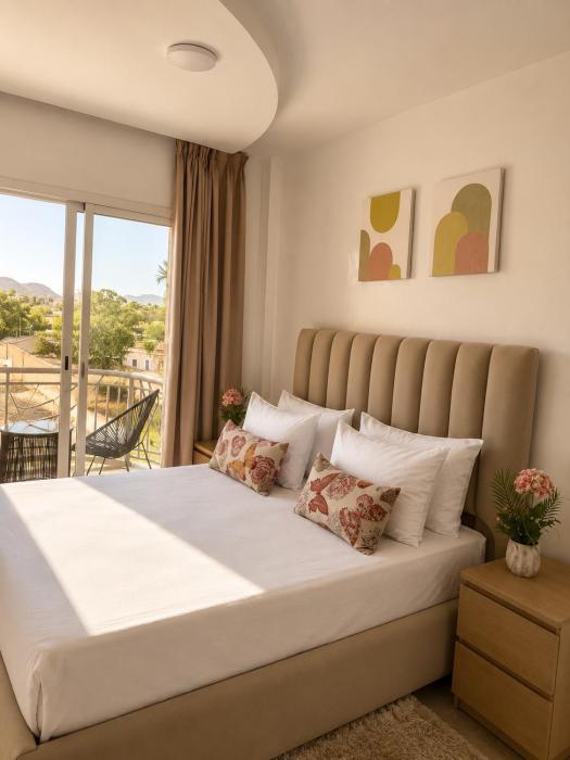 Luxury Escape , Private Balcony