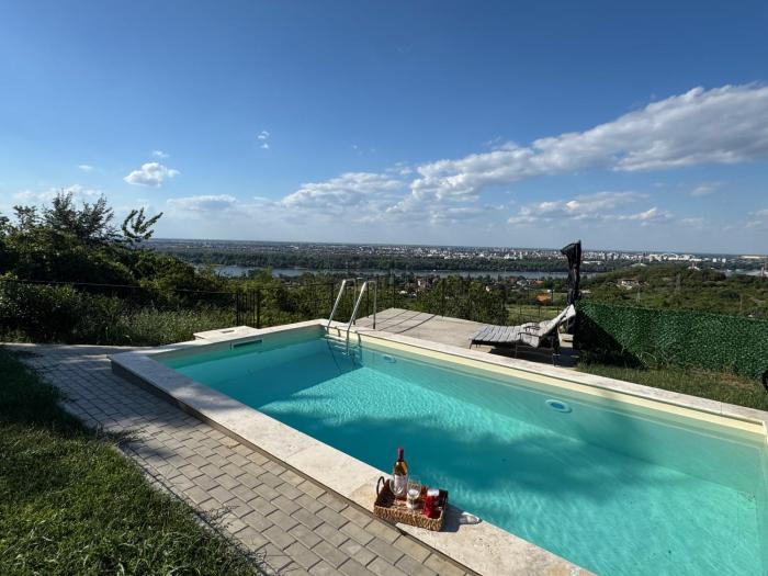Vista Novi