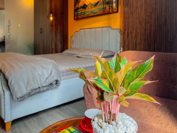 Indochine Oasis - West Lake & Hoan Kiem Access