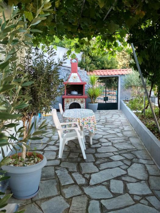 Vasilis Garden House