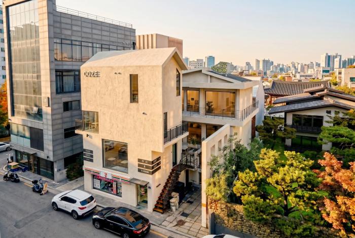 YT Tailored Service Home near Hongik Univ Station